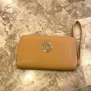 Dasein Beige Wallet